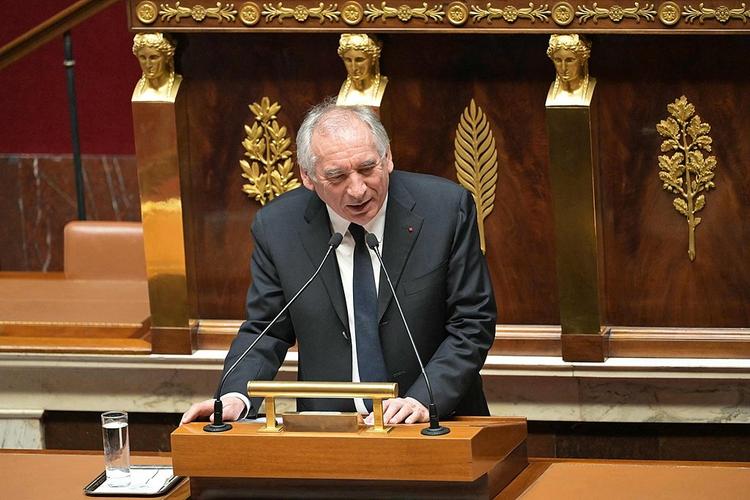 法国政府一年三更迭 总理贝鲁将因信任投票失败而辞职