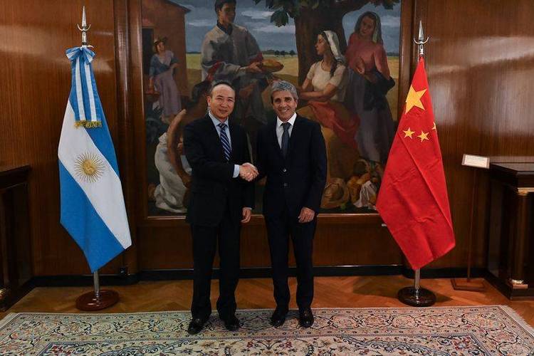 特朗普称阿根廷是强有力的盟友 将与阿根廷总统米莱合作