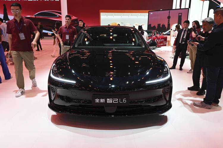 汽车早报｜尊界S800累计大定达1.5万台 小鹏汽车宣布正式进入瑞士等五国市场