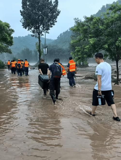 两部门紧急预拨8000万元支持桂滇豫做好防汛应急抢险救灾工作
