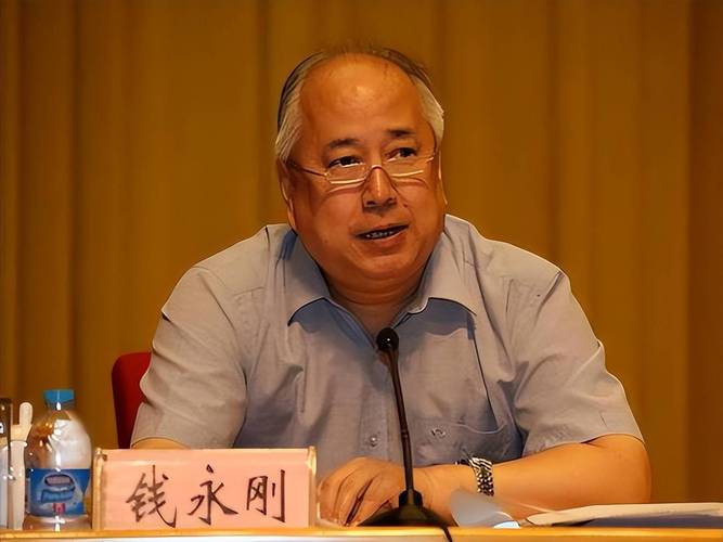钱永刚人民日报刊文：父亲钱学森的艺术修养