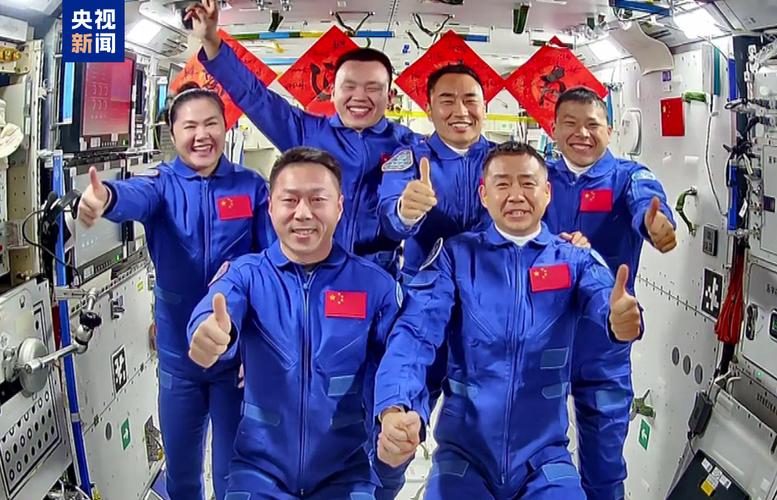 神舟二十一号航天员乘组顺利进驻“天宫”，中国航天员完成第7次“太空会师”