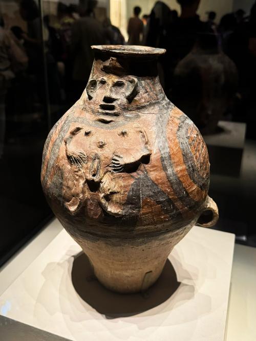 【旅比大熊猫“守护者”埃里克·董博:打开感知中国之门】