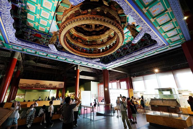 方圆之间蔚为大观(文化中国行·华夏博物之旅·传统建筑)