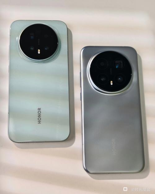 荣耀Magic8 RSR 保时捷设计发布，售价7999元起