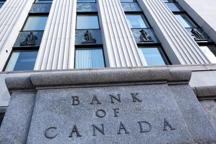 加拿大央行维持利率不变，并警告不确定性加剧