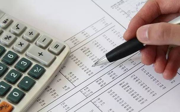 Meta审计机构对其数据中心会计处理发出警示