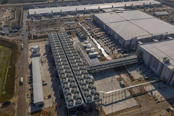 亚马逊承诺投资近400亿美元扩建西班牙AI数据中心基础设施