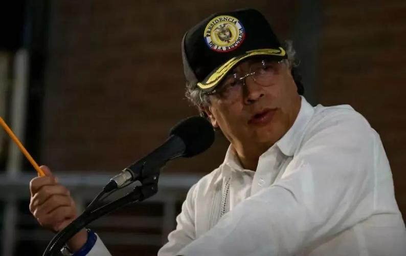 哥伦比亚总统佩特罗称他与毒品走私没有任何关联