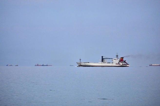 第八艘悬挂印度国旗的液化石油气船通过霍尔木兹海峡